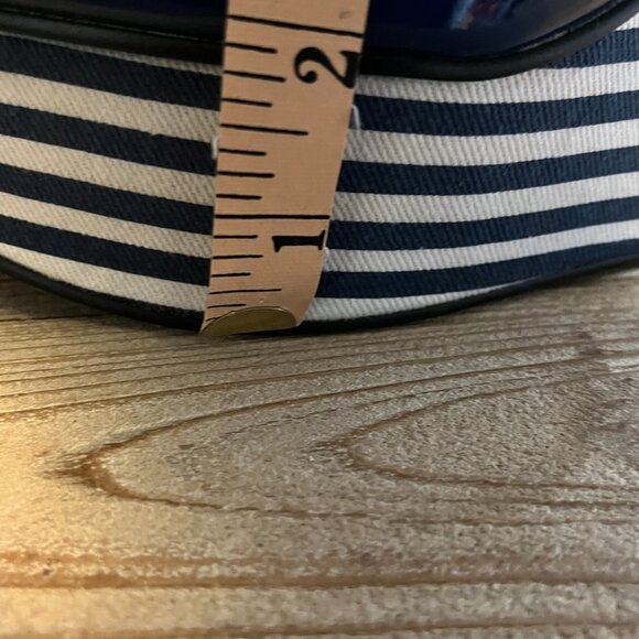 G by Guess Wedges Size 10M - Picture 5 of 13